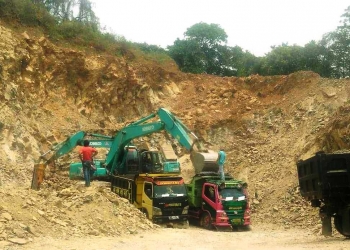 Aktivitas penambangan galian C Pancur. (IST)