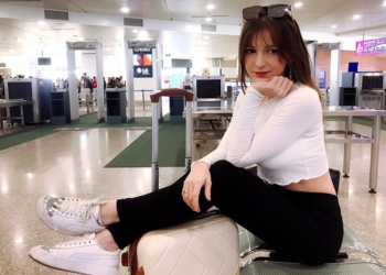 Alexandra Rub, DJ Seksi Ukraina Idolakan Bek Vietnam Doan Van Hau