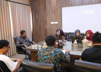 Dikarenakan Anggaran, Syafrudin Pertimbangkan Pembongkaran Tower Ilegal