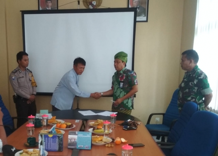 Bantuan Mesin Pencacah Plastik dari Pusat Dialih Kepemilikan