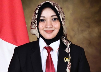 LIA MAHDALIA, A. Md. Kep