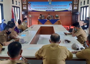 Walikota Serang saat memberi wejangan kepada lurah