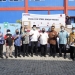 Krakatau Steel bersama penjabat Pemerintahan Kota Cilegon foto bersama usai lakukan serah terima bantuan alat kesehatan untuk tim medis di wilayah Kota Cilegon, Jumat (8/5/2020)