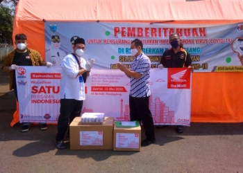 Peduli Covid-19, Komunitas Honda Banten Berbagi APD ke Team Medis