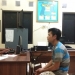 Salah seorang tersangka saat diambil keterangan di Polsek Cikeusal