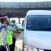 Kepolisian Daerah Polda Metro Jaya, saat lakukan Pemeriksaan kendaraan terkait pemberlakukan aturan Pembatasan Sosial Berskala Besar (PSBB) di Posko Larangan Mudik di KM 30 arah Merak Gerbang Tol Cikupa Ruas Tol Tangerang-Merak, Selasa (12/5/2020) ISTIMEWA