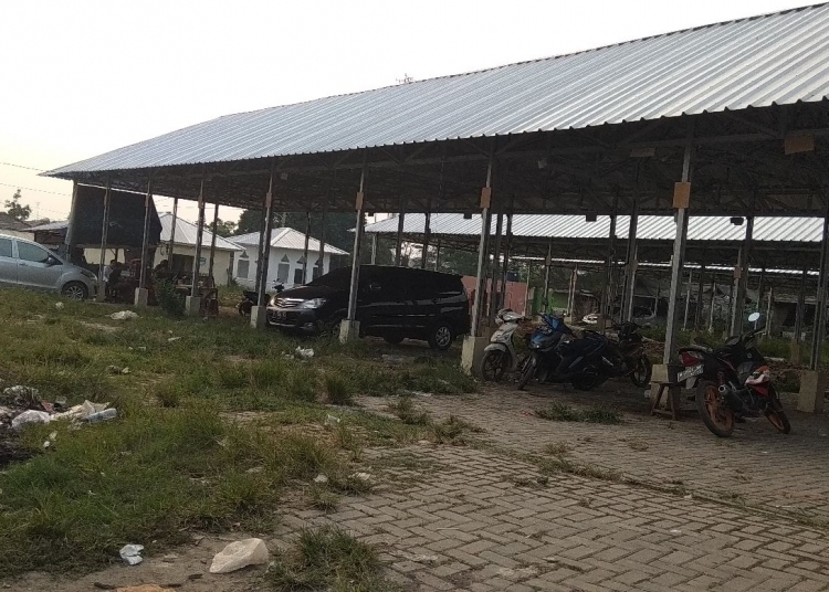 Waduh, Proyek Ratusan Juta di Kepandean Bukan Diisi Pedagang Malah Jadi Tempat Parkir