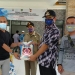 Kabid Perdagangan Disperindag Lebak, Dedi Setiawan saat melakukan operasi pasar di Kecamatan Banjarsari.