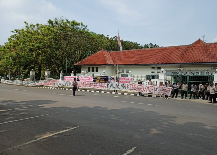 Aliansi Gunungkencana Menolak Raperda RTRW