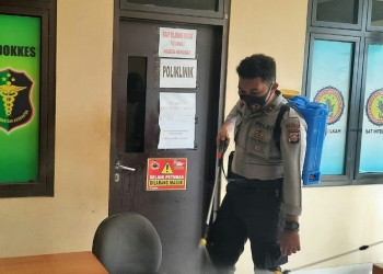 Pasca Vaksinasi Massal, Polres Serang Lakukan Disinfektan