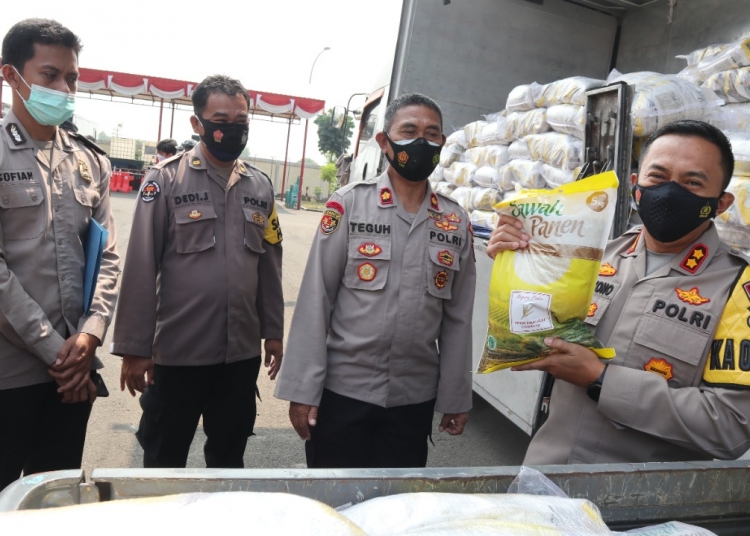 Polres Serang Distribusikan 30 Ton Beras Bantuan Presiden