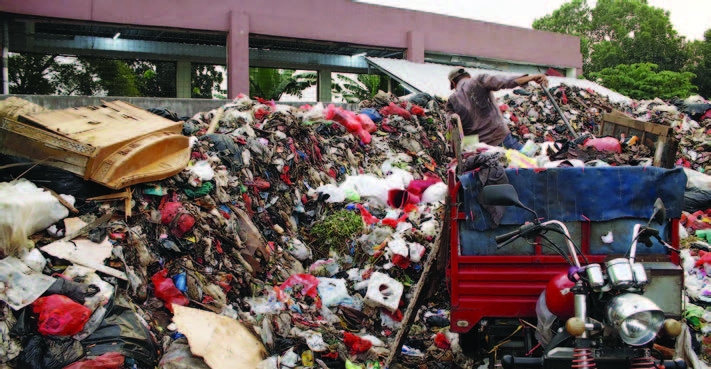 PPKM Darurat, Sampah Penumpukan Menggunung