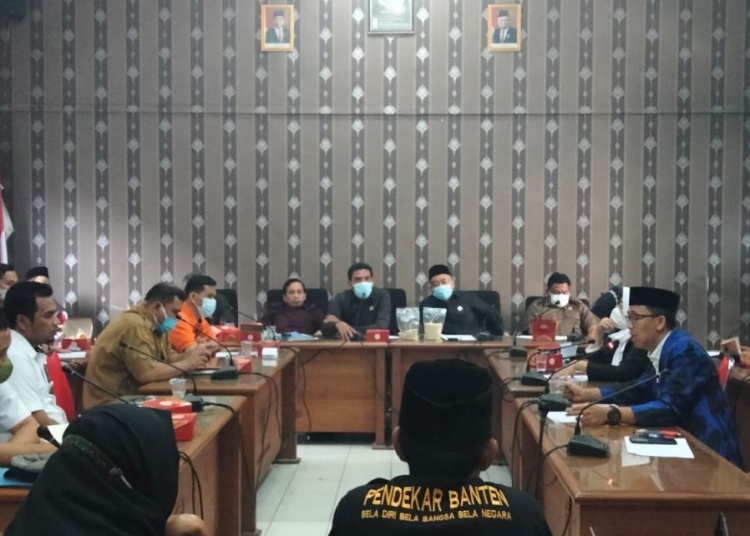 Warga Tolak Beras Bantuan, Bulog Dianggap Menghina Masyarakat