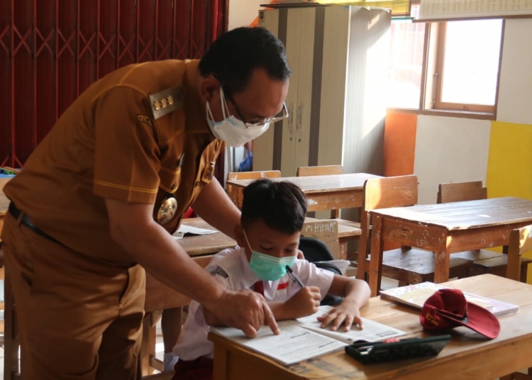 Sekolah Dibuka, Pemkot Bingung