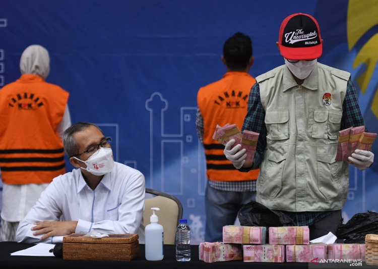 Jual Beli Jabatan Kerap Dilakukan