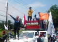 Sejumlah buruh dari berbagai daerah di Banten, blokir jalan Serang-Pandeglang, Rabu (22/12).