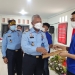 LUKMAN HAPIDIN/BANTEN POS
Kakanwil Kemenkumham Banten Tejo Harwanto ditemani Kadiv Pemasyarakatan Kanwil Kemenkumham Banten Masjuno, Kalapas Cilegon Sudirman Jaya saat penyerahan remisi kepada napi di Lapas Kelas IIA Cilegon, Sabtu (25/12).