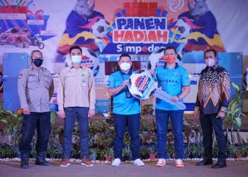 Panen Hadiah Simpedes BRI Cabang Serang, Sanimah Raih Grand Prize Grand Livina