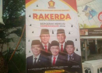 Spanduk Rakerda Partai Gerindra Banten. RULIE SATRIA/BANTEN POS