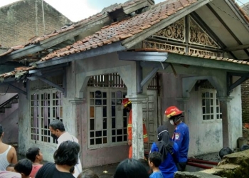Rumah yang terbakar di Kampung Leuwiranji, Kelurahan Muara Ciujung Timur, Kecamatan Rangkasbitung.
