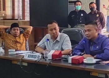 Komisi IV DPRD Cilegon merasa tidak dihargai Dinas PUTR saat RDP, Selasa (25/1). LUKMAN HAPIDIN/BANTEN POS