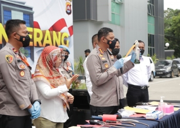 Belasan Anggota Genk Motor Terjaring Razia Miliki Sajam dan Bom Molotov