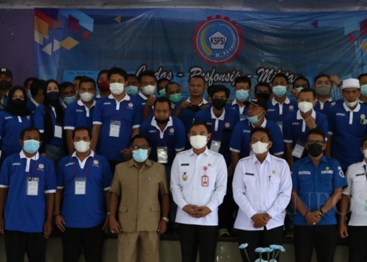 Serikat Buruh Diminta Berkontribusi Terhadap Pembangunan Daerah