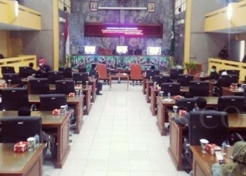 Saat penetapan alat kelengkapan dewan (AKD) DPRD Lebak di ruang rapat Paripurna