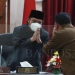 Sekda Banten Al Muktabar  menggantikan  Gubernur Banten WH pada rapat paripurna DPRD Banten.