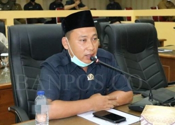 Untuk mencari solusi agar Dinas LH bisa segera mengatasi persoalan sampah tersebut," tegasnya