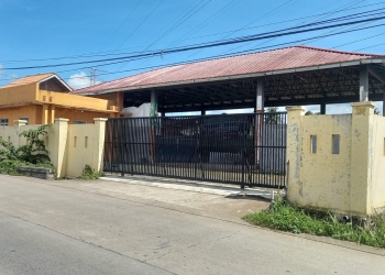 Penampakan Depo Sampah mangkrak di Lingkungan Kaligandu, Kelurahan Purwakarta, Kecamatan Purwakarta, Kota Cilegon, Minggu (13/3). LUKMAN HAPIDIN/BANTEN POS