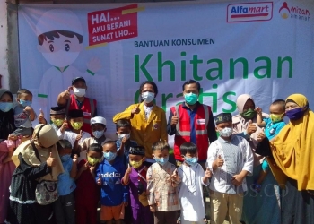 Mizan Amanah dan Alfamart Gelar Khitan Gratis