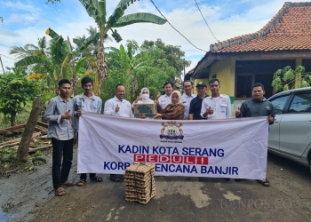 Peduli Korban Banjir, KADIN Kota Serang Salurkan Bantuan Pangan