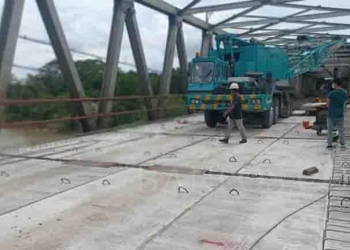 Kondisi perbaikan jembatan Ciujung baru.