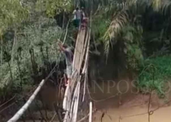 Jembatan Gantung di Kampung Sigeung RT 07/02 Desa Tamansari.
