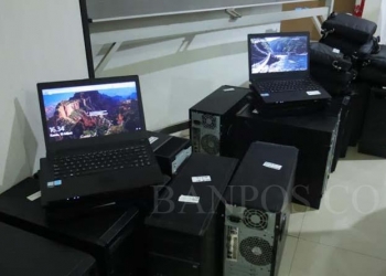 114 unit komputer dan laptop yang dijadikan bahan uji petik oleh Kejati Banten.