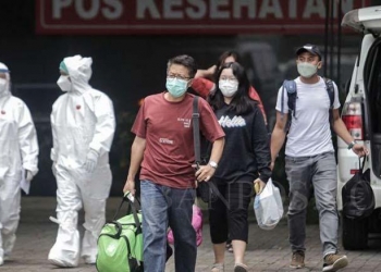 Sejumlah pasien COVID-19 yang sudah dinyatakan sembuh meninggalkan Hotel Singgah COVID-19 di Curug, Kabupaten Tangerang, Banten. ISTIMEWA