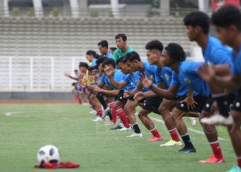 Timnas U-19 menjalani latihan fisik pada hari pertama TC persiapan Piala Dunia U-20 2022.