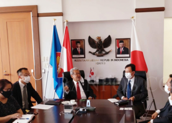 Dubes RI untuk Jepang dan Federasi Mikronesia Heri Akhmadi menerima kunjungan CEO Tokyo Verdy Takaaki Nakamura di KBRI Tokyo pada Senin (14 /3)