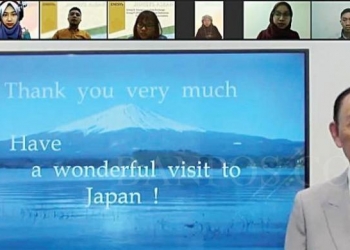 Credits (facebook jenesys group e & f march 9-15) Profesor Hideo Kimura memberikan kuliah berjudul Jepang Hari Ini.