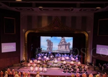 Pagelaran musik klasik The Pipaht Duekdamban dalam Dies Natalis ke-105 Universitas Chulalongkorn, Thailand, yang dipimpin langsung Yang Mulia Putri Maha Chakri Sirindhorn. (Foto: KBRI Bangkok)