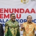 Wakil Ketua MPR Jazilul Fawaid (kedua kiri) berbincang dengan Anggota DPR fraksi PDI Perjuangan Masinton Pasaribu (kiri), Pengamat Politik Muhammad Qodari (kedua kanan), Pengamat Politik Ujang Komarudin (kanan) sebelum diskusi di Kompleks Parlemen, Jakarta, Selasa (15/3/2022). (ANTARA FOTO/Galih Pradipta/nym)
Wakil Ketua MPR Jazilul Fawaid (kedua kiri) berbincang dengan Anggota DPR fraksi PDI Perjuangan Masinton Pasaribu (kiri), Pengamat Politik Muhammad Qodari (kedua kanan), Pengamat Politik Ujang Komarudin (kanan) sebelum diskusi di Kompleks Parlemen, Jakarta, Selasa (15/3/2022)