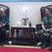 Ketua Umum PB IDI Muhammad Adib Khumaidi (kiri) saat bertemu Panglima TNI Jenderal Andika Perkasa. Membahas pemberhentian tetap Terawan dari IDI. (Foto: YouTube)