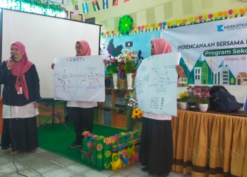ISTIMEWA
KIP bersama ESWKA Foundation saat assessment internal di SDN Jangkar, Lingkungan Jangkar Kelurahan Tegalratu, Kecamatan Ciwandan, Kota Cilegon, Rabu (26/10/2022).