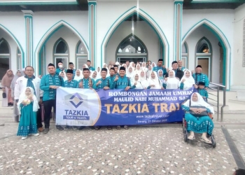 Peringati Maulid Nabi, Dewan Nasdem Umroh Bersama Tazkia Travel