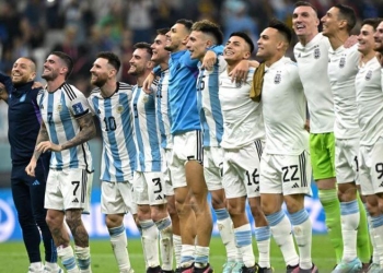 Para pemain Argentina merayakan kemenangan 3-0 atas Kroasia dalam pertandingan semifinal Piala Dunia 2022 di Lusail Stadium in Lusail, Doha pada 14 Desember 2022. ANTARA/AFPJUAN MABROMATA