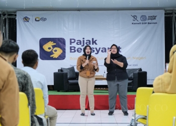 Kegiatan sosialisasi bayar pajak yang dilakukan oleh Kanwil DJP Banten bersama teman tuli.