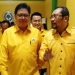 Sekretaris DPD Partai Golkar Jawa Timur Sahat Tua Simanjuntak (kanan) saat mendampingi Ketua Umum DPP Golkar Airlangga Hartarto di Kantor DPD Golkar Jatim di Surabaya beberapa waktu lalu. (ANTARA/Istimewa)