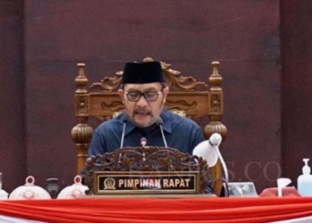 Sahat Simanjuntak Tiba di Gedung KPK Jalani Pemeriksaan Lebih Lanjut