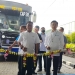 LUKMAN HAPIDIN/BANTEN POS 
Ketua Umum Periklindo Jendral TNI Purn Moeldoko (kiri) didampingi Dirut PT Chandra Asri Petrochemical Tbk Erwin Ciputra (kanan) saat peluncuran 2 bus listrik karyawan Chandra Asri, Selasa (14/2/2023).